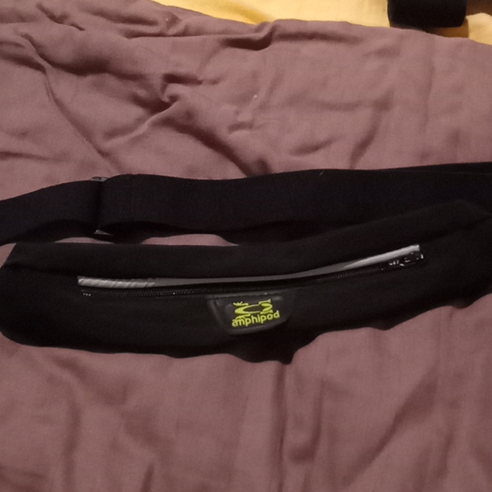 Swimming/diving fanny pack.